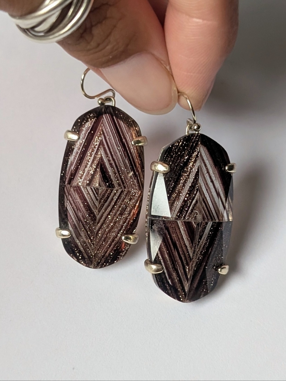 Kendra Scott Esme Gold Drop Earrings in Brown Dusted Glass - Picture 5 of 5